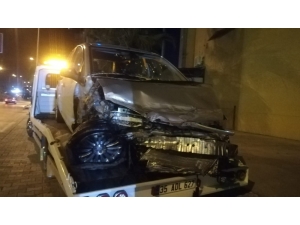 İzmir’de Feci Kaza: 1’i Ağır, 5 Yaralı