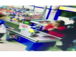 Küçükçekmece’de Bıçaklı Market Soygunu