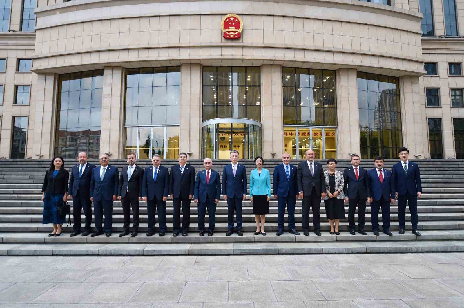 anayasa-mahkemesi-baskani-ozkaya-dan-cin-e-calisma-ziyareti