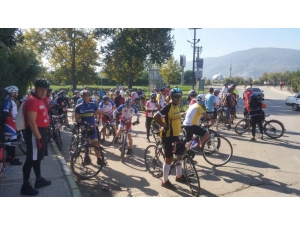 Sağlıklı Kalp İçin 30 Kilometre Pedal Çevirdiler