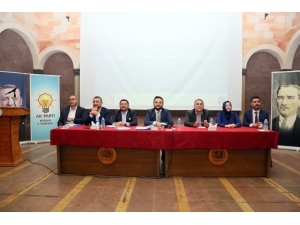 Belediye Başkanı Arı, “Herkes Başını İki Elinin Arasına Alıp Düşünmek Ve Kendini Hesaba Çekmek Zorunda”