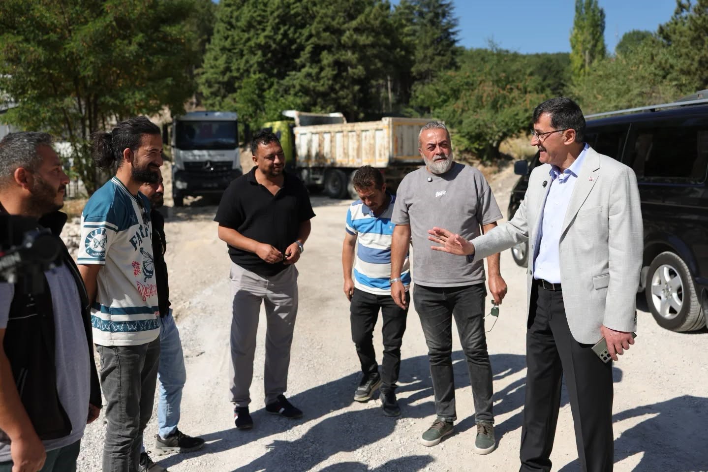 baskan-kahveci-30-agustos-mahallesi-ndeki-calismalari-yerinde-inceledi