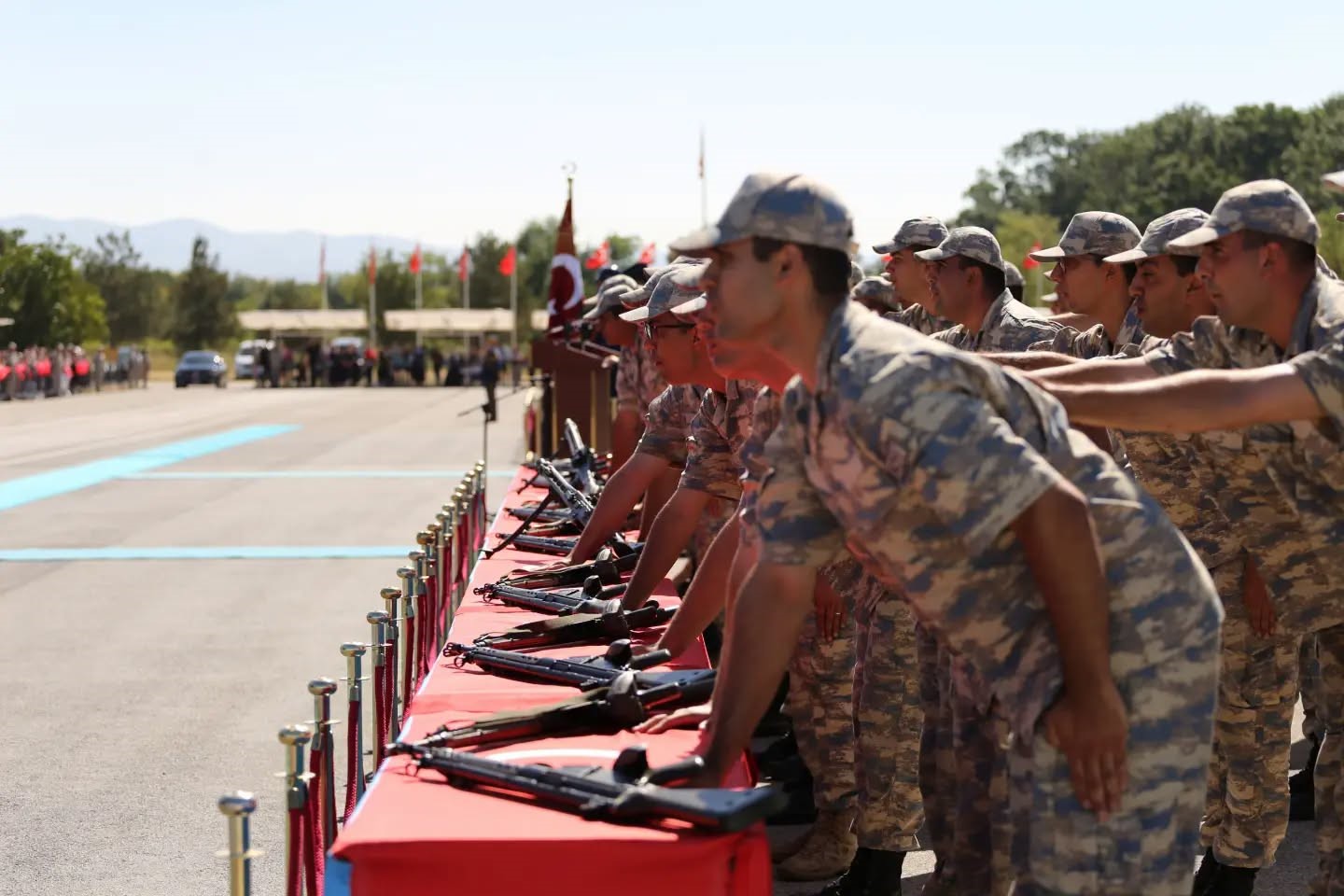 kutahya-da-bedelli-erler-yemin-toreniyle-egitimlerini-tamamladi