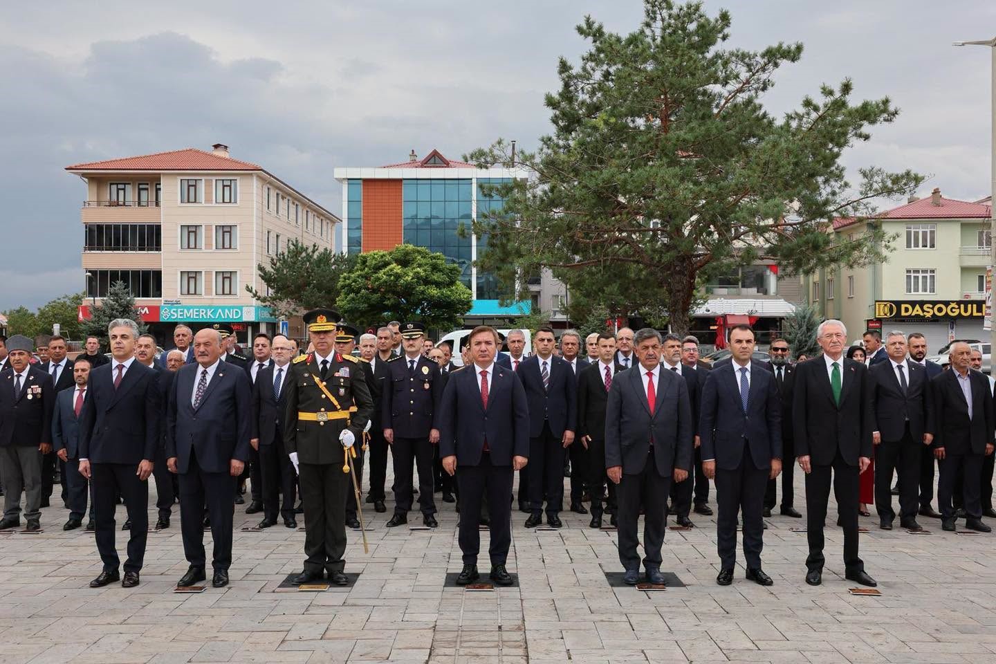 erzincan-da-zafer-bayrami