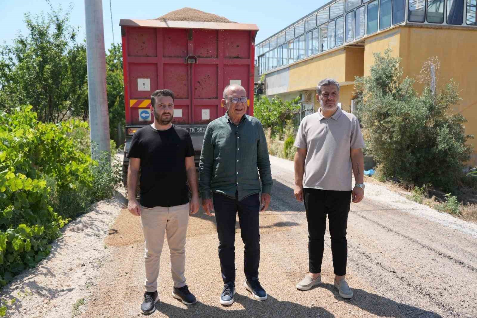 turgutlu-belediyesi-asfalt-sezonunu-acti