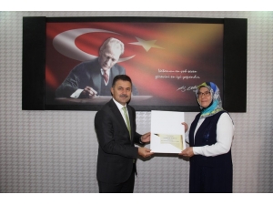 Kts’den Kumluca’daki 2 Okula Ödül