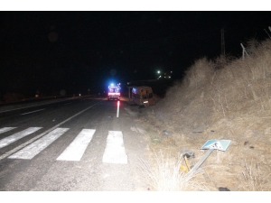 Kaçak Göçmenleri Taşıyan Minibüs Kaza Yaptı: 1 Ölü, 4’ü Ağır 12 Kişi Yaralı