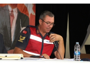 Milli Eğitim Ve Trafik Timlerinden Servis Sürücülerine Seminer