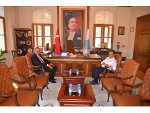 Başkan Yaman Ve Başkan Şahin Bir Araya Geldi