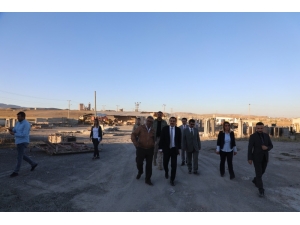 Kars’ta Osb Yolu Sıcak Asfalta Kavuşuyor