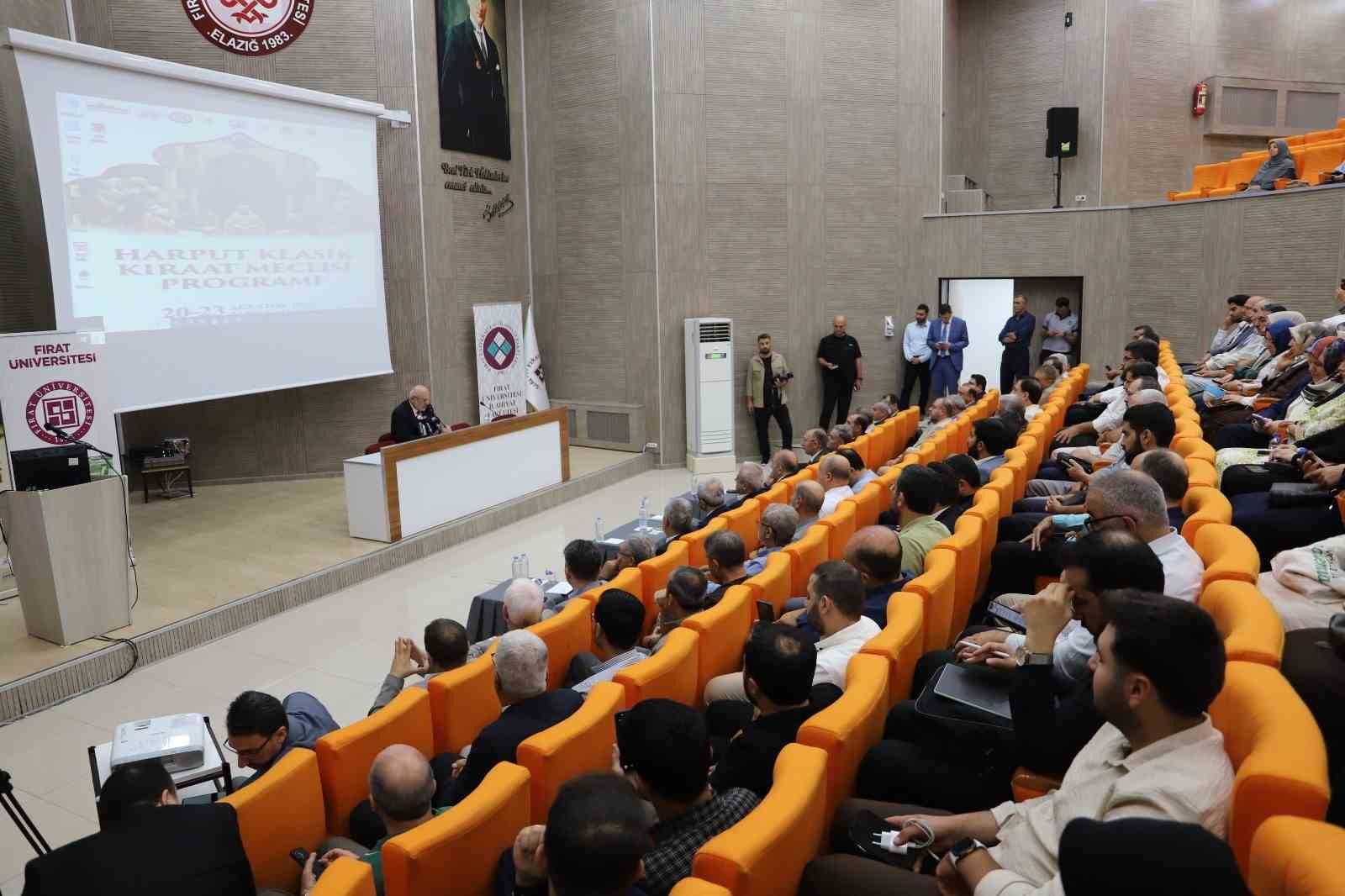 firat-universitesi-nde-harput-klasik-kiraat-meclisi-programi-duzenlendi