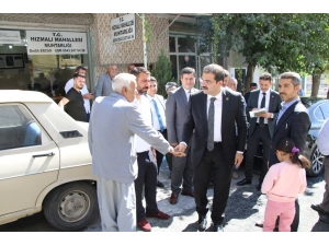 Canpolat Mahalle Gezilerini Sürdürüyor