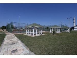 Altınova Semt Spor Sahası Hizmete Açılacak