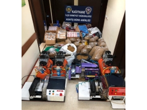 Kağıthane’de Kaçak Sigara İmalathanesine Baskın