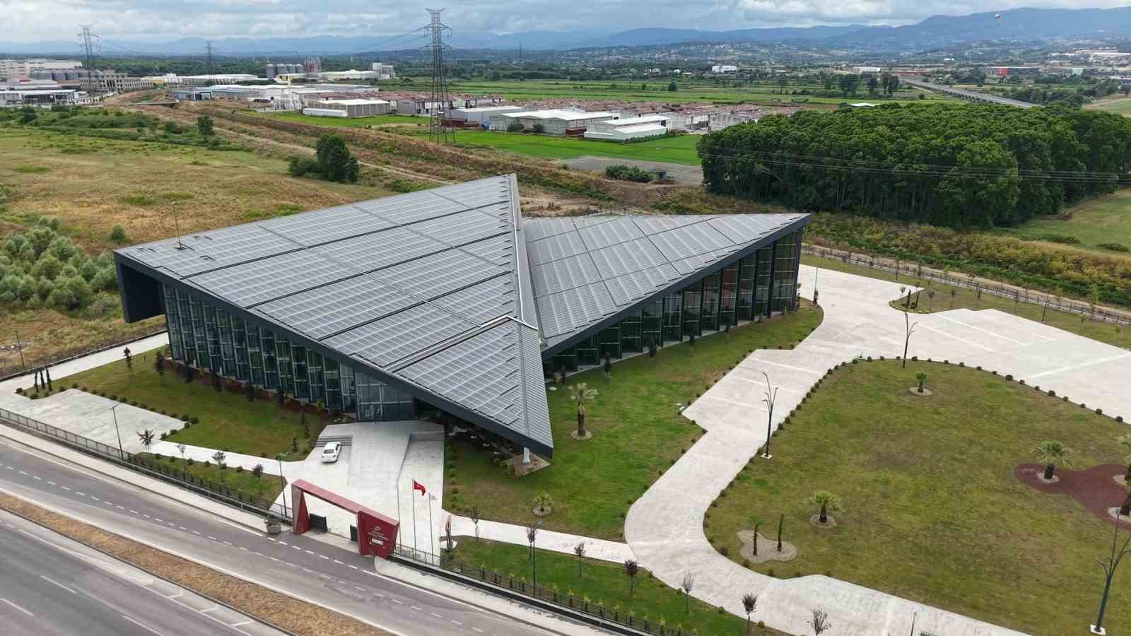 karadeniz-in-en-buyuk-bilim-merkezi-ve-planetaryumu-nun-insaati-tamamlandi