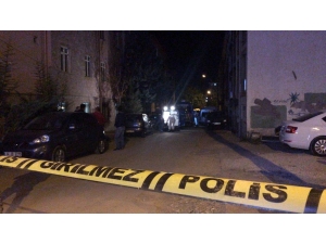 Adana’da Polis Servisine Saldırı Düzenleyen 2 Terörist Öldürüldü