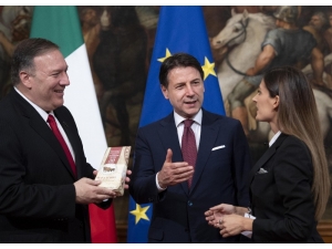 Pompeo’ya İtalya’da Parmesan Peyniri İle Ek Vergi Protestosu