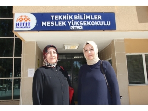 Anne Üniversitesiyle 25 Yıl Sonra Hayallerini Gerçekleştirdiler