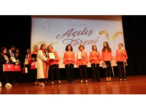 Doğuş Üniversitesi Yeni Akademik Yıla "Merhaba" Dedi