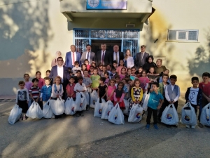 Tobb Ve Vantb İşbirliğiyle Öğrencilere Kırtasiye Desteği