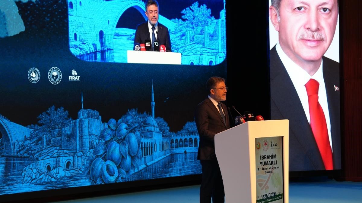 bakan-yumakli-nin-katilimiyla-firat-havzasi-rehabilitasyon-projesi-nin-tanitimi-gerceklestirildi