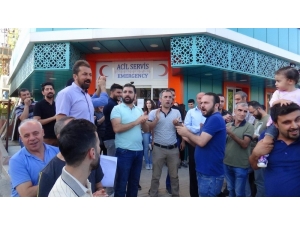 Kapanan Özel Hastanenin Çalışanlarından ’Maaş’ Eylemi