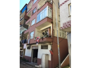 Yaşlı Kadın Yalnız Yaşadığı Evde Ölü Bulundu