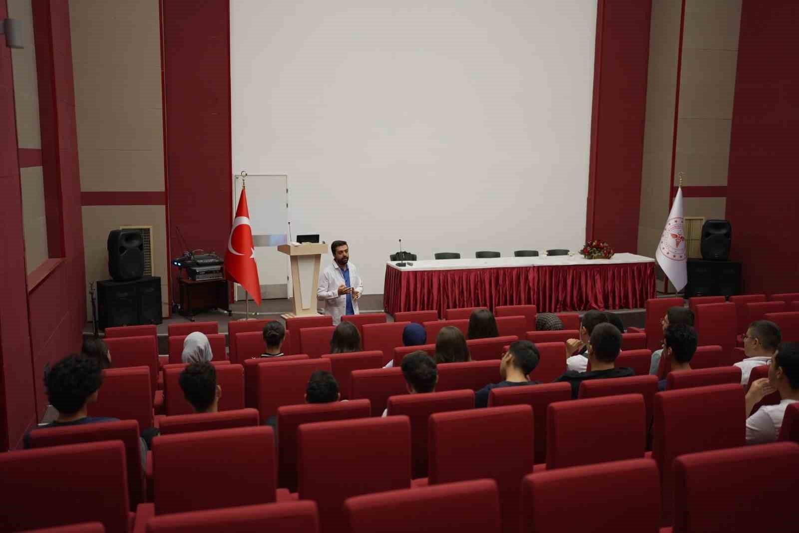 mtusem-de-lise-tip-bilim-kampi-basvurulari-basladi