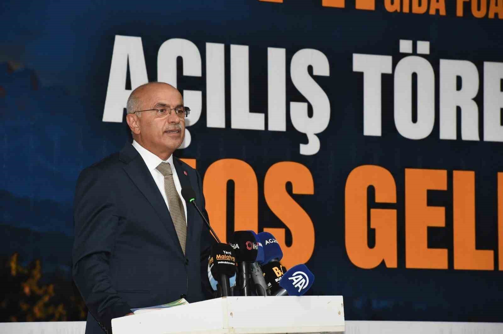 malatya-da-7-yil-aradan-sonra-tarim-fuari-kapilani-yeniden-acti