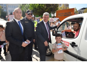 Fatsa’da Yaya Geçidinde Farkındalık Nöbeti