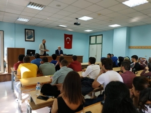 Akyazı Myo’da Muhasebecilik Semineri Düzenlendi