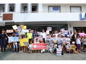 Kaş’ta ‘Yaya Güvenliği’ Nöbeti