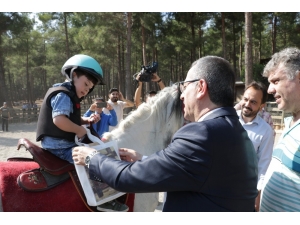 Down Sendromlu Çocuklara Atlı Terapi