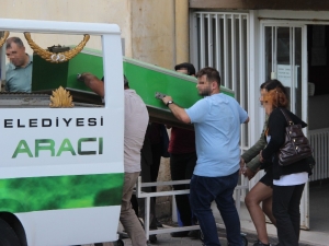 Teröristlerin Cesetleri Aileleri Tarafından Morgdan Alındı