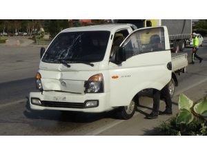 Hamile Kadın Ana Yoldan Geçmek İsterken Canından Oldu