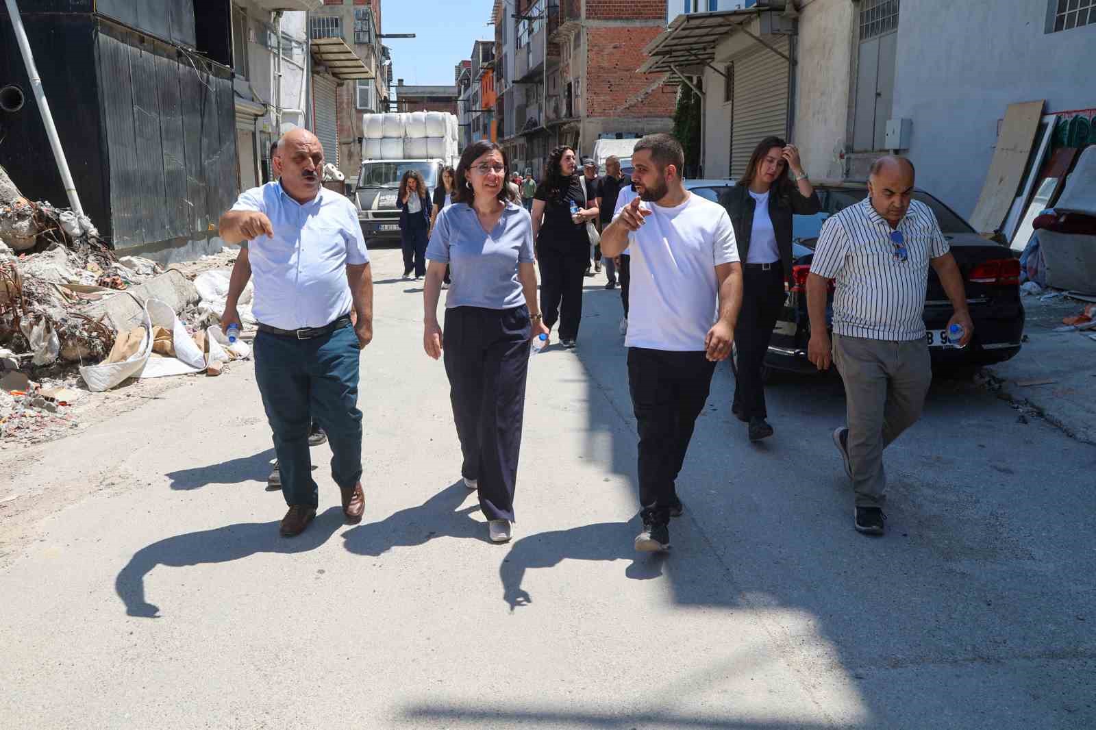baskan-vekili-ozkan-sanayi-sitesi-esnafini-ziyaret-etti