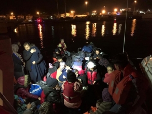 İzmir’de 267 Düzensiz Göçmen Yakalandı