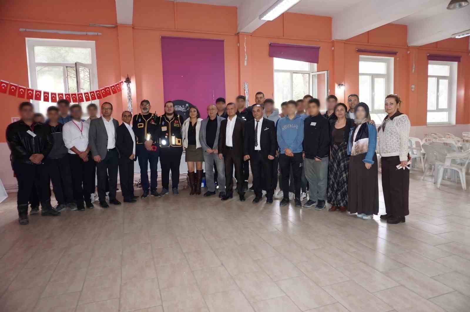 gelecegin-haberlesme-teknolojileri-bergama-da-hayata-geciyor