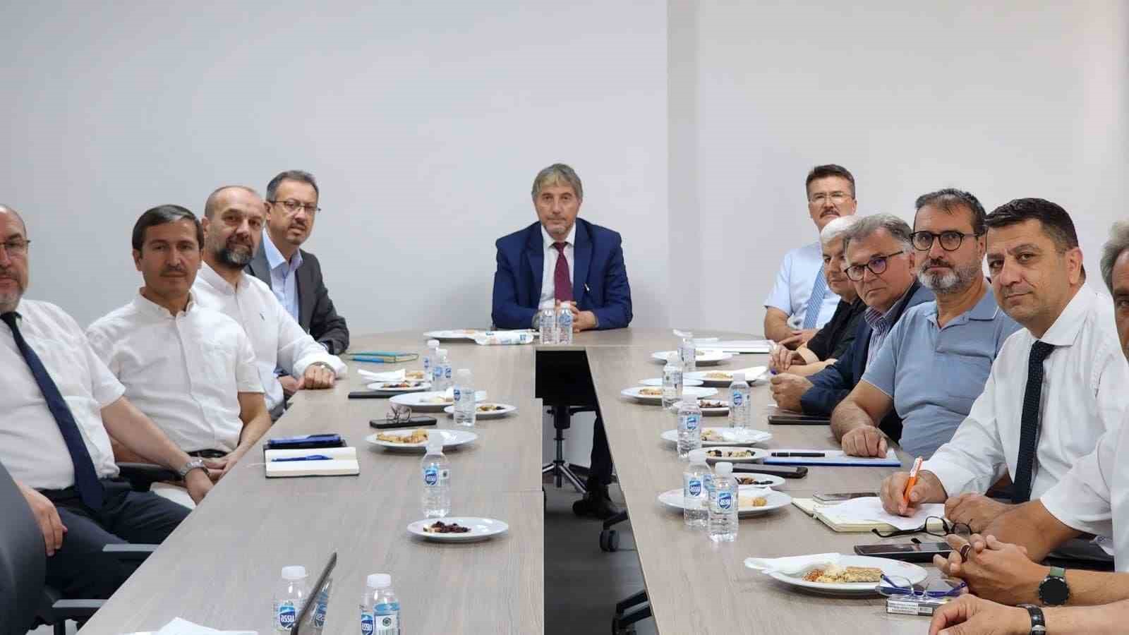 kutahya-da-meslek-liseleri-icin-yeni-donem-sektorle-is-birligi-guclendirilecek