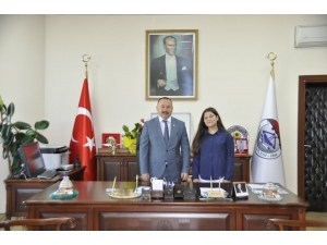 Bir Günlüğüne Belediye Başkanı Oldu