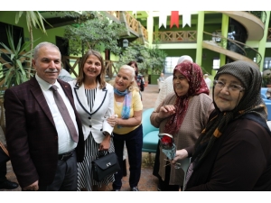 İlkadım’da Yaşlılar Unutulmadı
