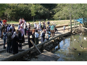 Engelsiz Yürekler Adımlarını Dostluk İçin Attı