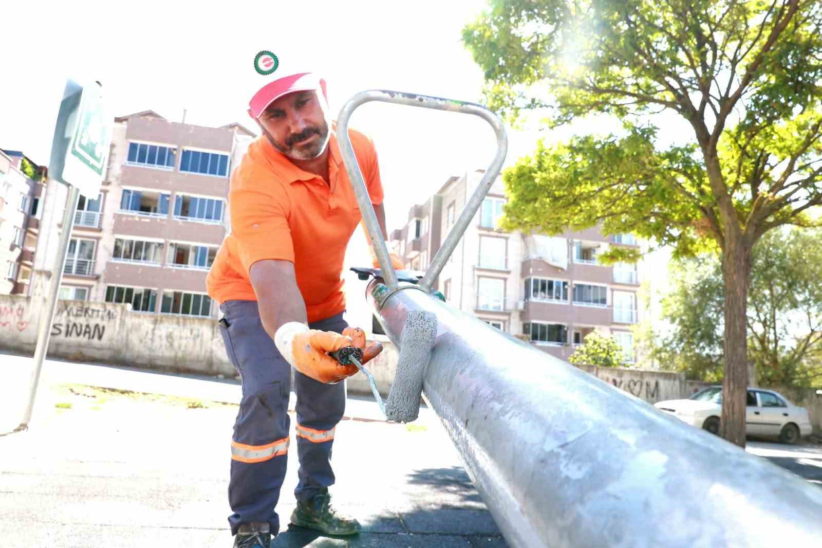 osmangazi-belediyesi-nden-parklari-guzellestiren-dokunus