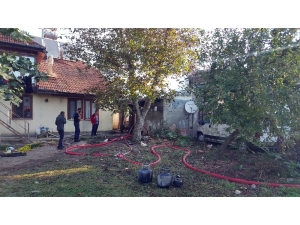 Sabah Alevlere Uyandılar