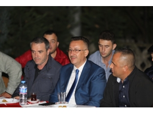 Başkan Işıksu, Arnavutluların Dayanışma Toplantısına Katıldı