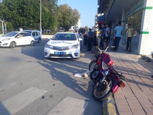 Antalya’da Motosiklet Kazası: 2 Yaralı