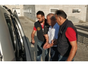 Cumhurbaşkanı’na Hakarete Adli Kontrol