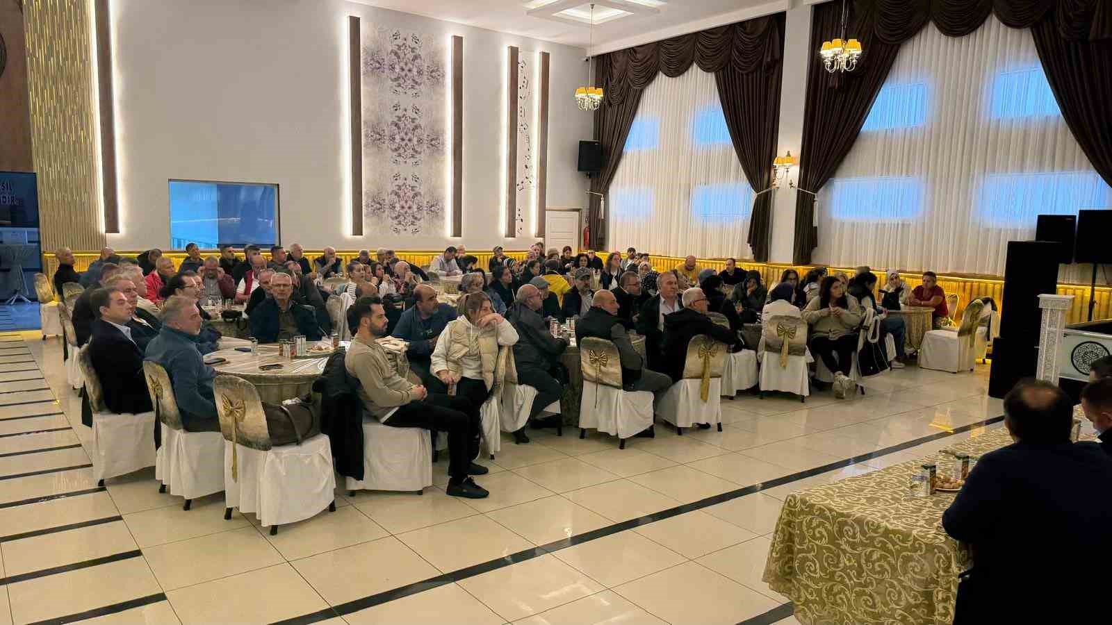 bandirma-da-okul-servis-soforleri-ve-rehber-personele-trafik-guvenligi-egitimi