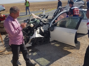 Okula Giden Öğretmenler Kaza Yaptı: 1 Ölü, 1 Yaralı