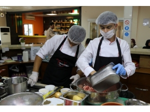 Beyaz Kalplerin Aşçıları Kıyasıya Yarıştı